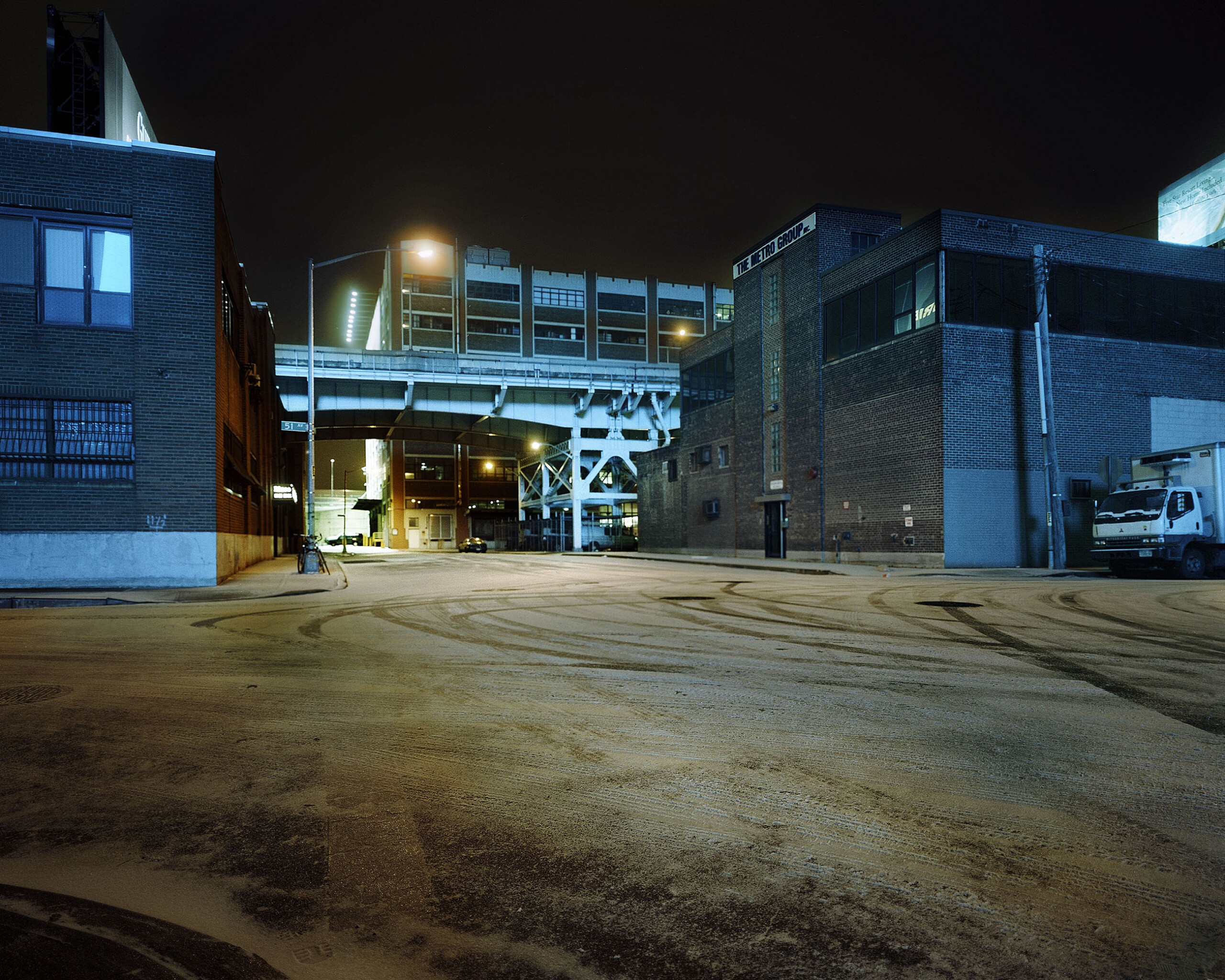 501_Colorshift_2 blue b